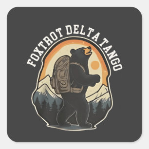 FDT Resist Bear Foxtrot Delta Tango Quadratischer Aufkleber