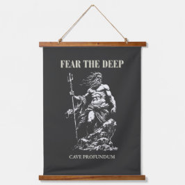 Fear the Deep – Poseidon Mythic  Wandteppich Mit Holzrahmen