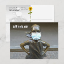 Fearless Girl mit Gesichtsmaske - NYC H Postcard