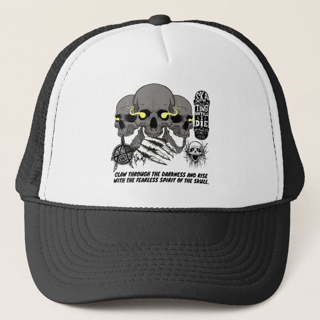 Fearless Skull Claw Trucker Hat - Gothic Dark Truckerkappe (Vorderseite)