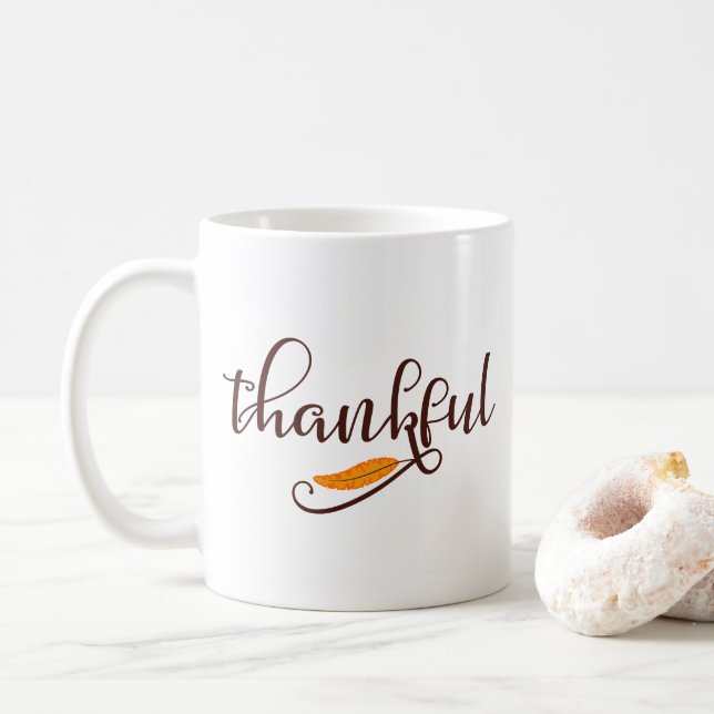 Feather Boho Native Thankful Typografy Tasse (Mit Donut)