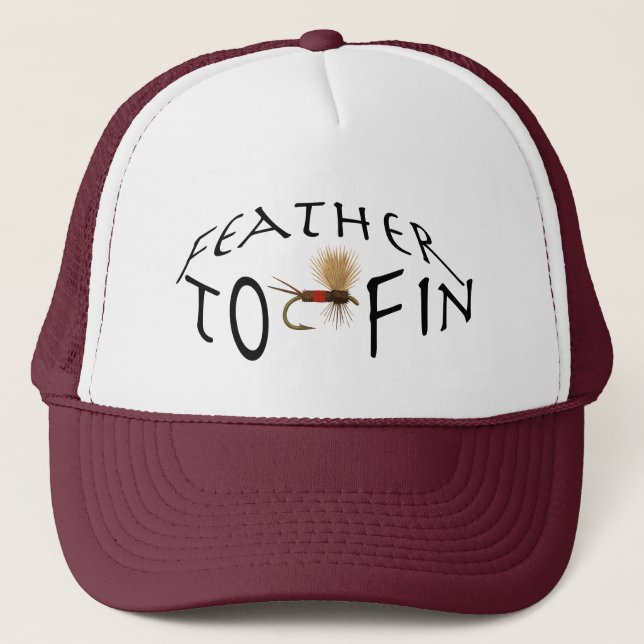 Feather to Fin Fly Fishing Monogram Truckerkappe (Vorderseite)