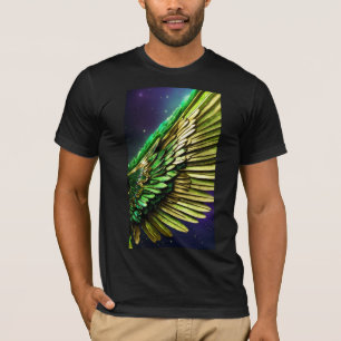 Feathered Elegance: PfauenInspiriert T - Shirt. T-Shirt