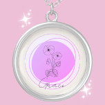 Februar Violet Birth Blume Necklace Personalisiert Versilberte Kette<br><div class="desc">Genießen Sie die Eleganz und Gnade der Blume der Geburt im Februar mit unserer "Personalisierten Violet Birth Blume Necklace". Jeder zarte Charme ist mit einem wunderschön detaillierten violetten Design gestaltet, symbolisch eingebettet in einen subtilen Lavendelkreis, der Reinheit, Liebe und Zuneigung darstellt. Unter der Blüte wird der Name des Empfängers kunstvoll...</div>