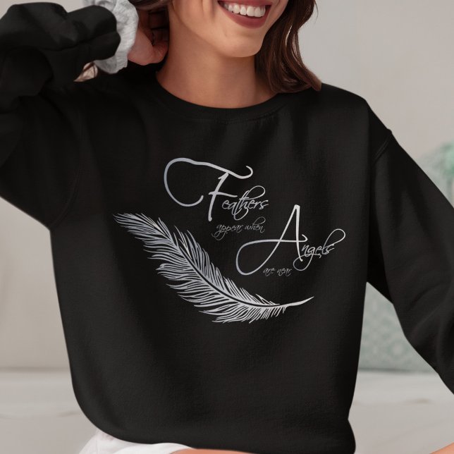 Federn erscheinen, wenn Engel in der Nähe sind Sweatshirt (Von Creator hochgeladen)