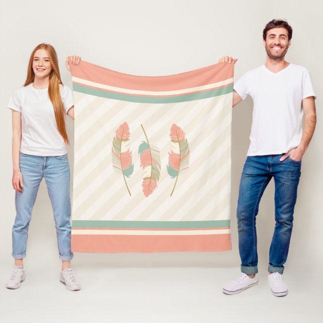 Federn in Creme, Minzgrün und Korallen Fleecedecke (Beispiel)