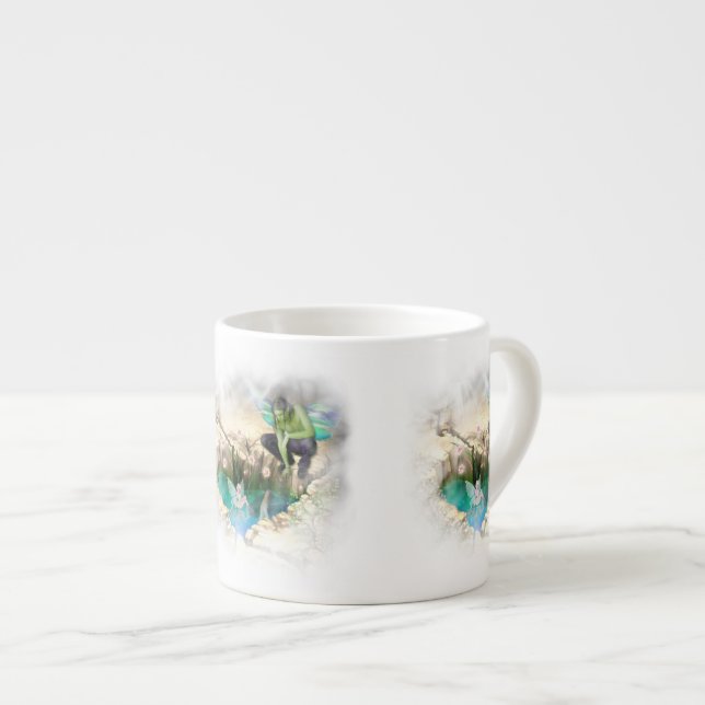 Fee in Elven Pond Vignette Espressotasse (Vorderseite Rechts)