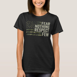 Feed Nothing Respect Few 4. Juli Camouflage USA T-Shirt