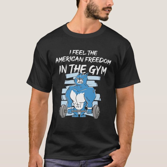 Feel the American Freedom in the Gym with this Cat T-Shirt (Vorderseite)