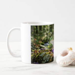 Feenfrau in Lila Kaffeetasse