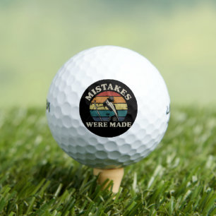 Fehler wurden lustige Golfwagen-Club-Motiv gemacht Golfball