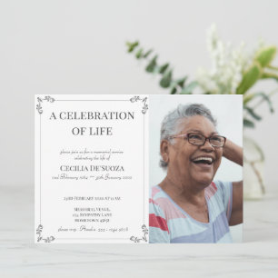 Feier des Lebens Elegante weiße Beerdigung nach Ma Einladung