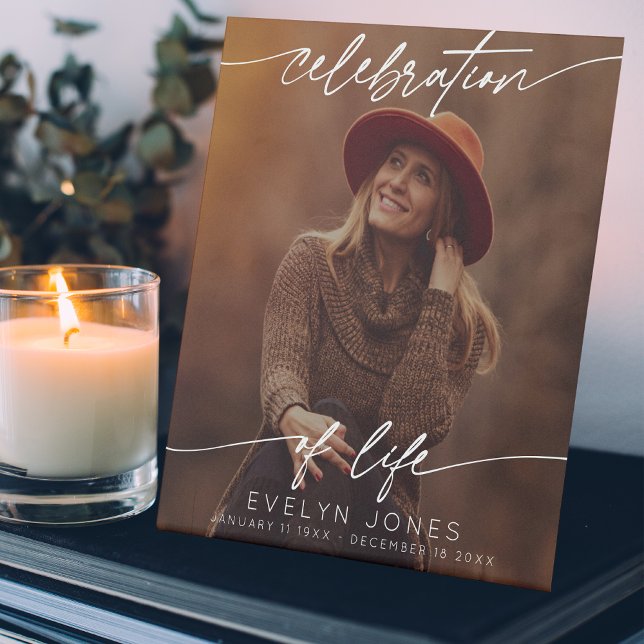 Feier zum Foto der Lebenskritik | Schwarz Sockelschild (Von Creator hochgeladen)