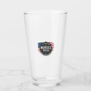 Feier zum Tag der Pflegekräfte 2026 Patrioti sches Glas