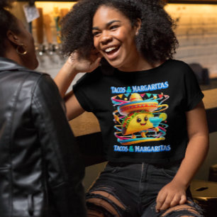 Feierliche Fiesta Flavors tacos und Margaritas T-Shirt