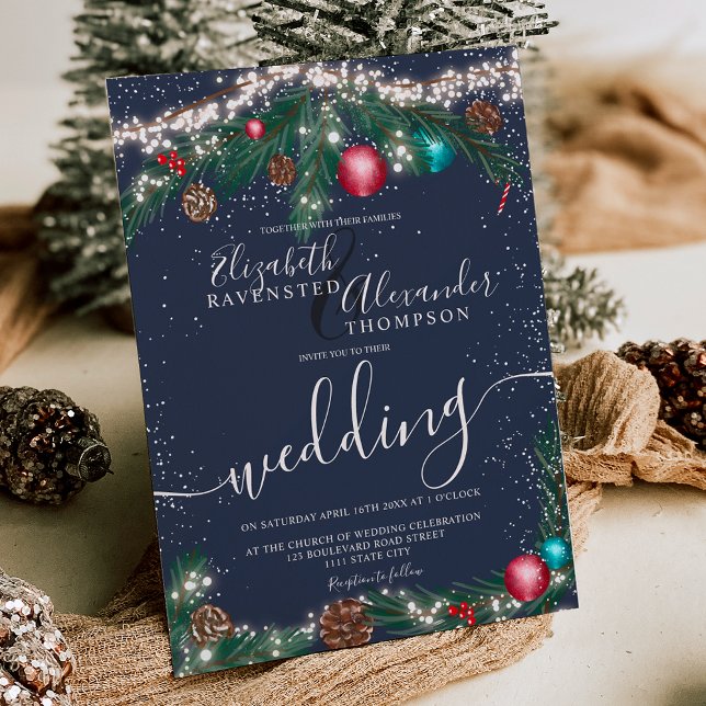 Feierliche Weihnachtslichter Pinienbranntwein Hoch Einladung (Festive Christmas lights pine branch snow wedding Invitation on blue)