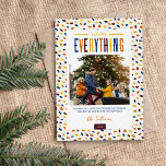 Feierliches Glück Alles 4 Foto Feiertagskarte<br><div class="desc">Moderne, individuell bedruckte Weihnachtskarten mit einer einfachen DIY-Vorlage zum Anpassen. Dieses festliche Design zeichnet sich durch farbenfrohe Typografie und einen niedlichen abstrakten Punktehintergrund in Blau, Bordeaux, Senf und Orange aus. Fügen Sie Ihre Fotos, persönliche Begrüßung, Namen und das Jahr. Verwenden Sie die Entwurfswerkzeuge, um die Schriftart und Farben zu bearbeiten....</div>