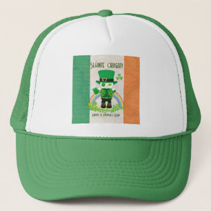 Feiern Sie den St. Patrick's Day mit einer glückli Truckerkappe