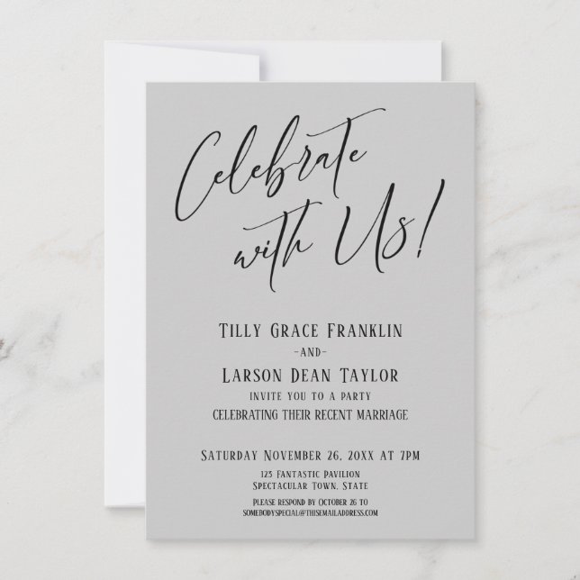 Feiern Sie mit uns! Moderne Light Gray Wedding Par Einladung (Vorderseite)