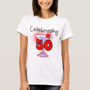Feiern von 50 T-Shirts und von Geschenken