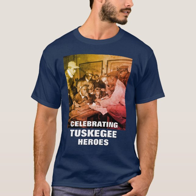 Feiern von TUSKEGEE AIRMEN T-Shirt (Vorderseite)
