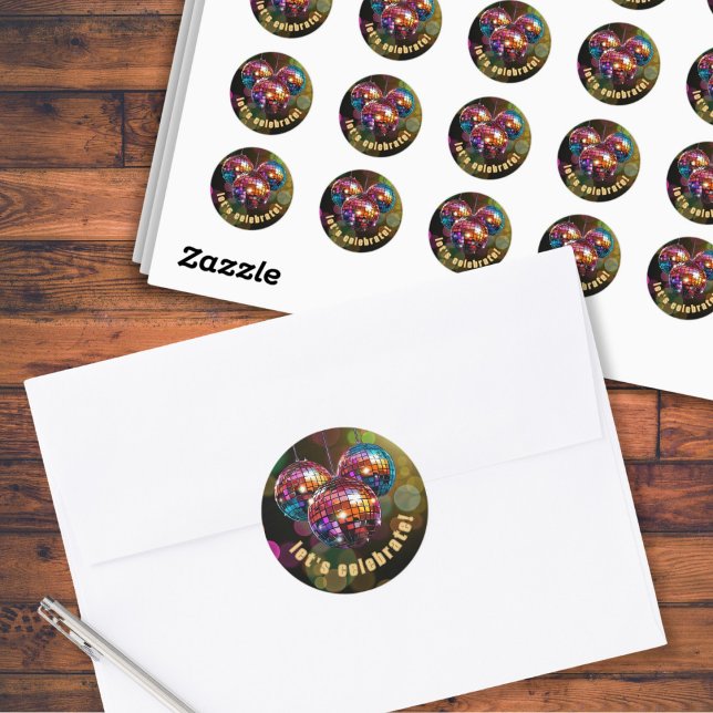 Feiern wir farbenfroh runder aufkleber (Von Creator hochgeladen)