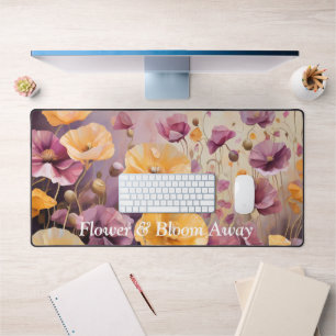 Feld der Poppies serene und lebendige Schreibtischunterlage