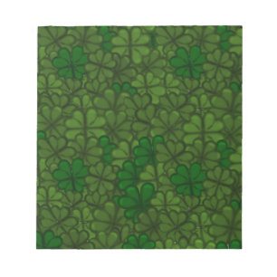 Feld der Shamrocks Digitale Kunst Muster St. Patri Notizblock