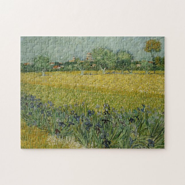 Feld mit Blume in der Nähe des Arles Puzzles (Horizontal)