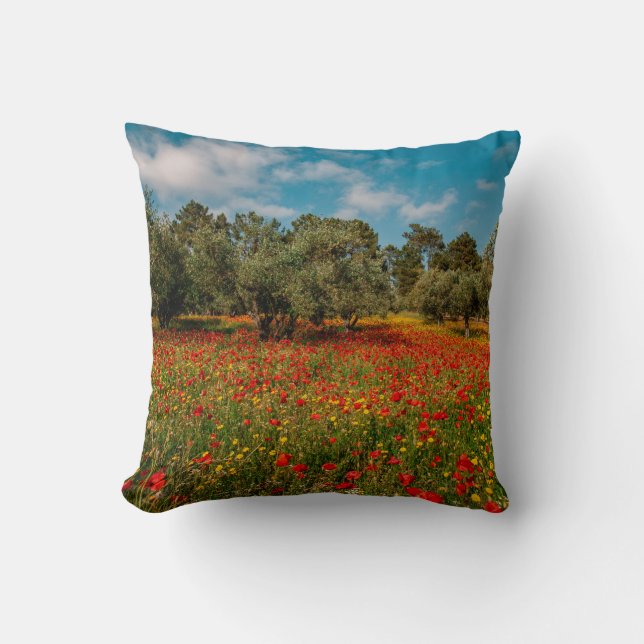 Feld mit Blume und Bäumen Kissen (Vorderseite)