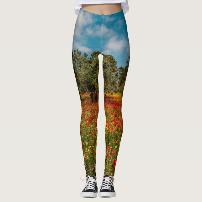 Feld mit Blume und Bäumen Leggings (Vorderseite)