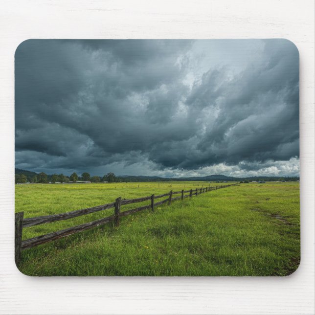 Feld mit Holzzaun Mousepad (Vorne)