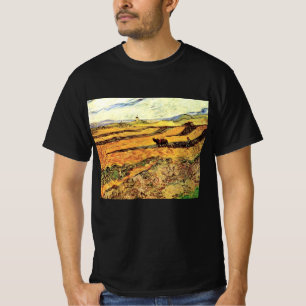 Feld mit Plowman und Mill von Vincent van Gogh T-Shirt