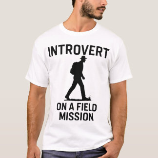 Feldforschung: Sozial distanziert T-Shirt
