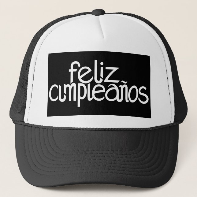 Feliz Cumpleños weißer Hut Truckerkappe (Vorderseite)