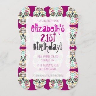 Feliz Muertos Skulls über Lila Einladungen