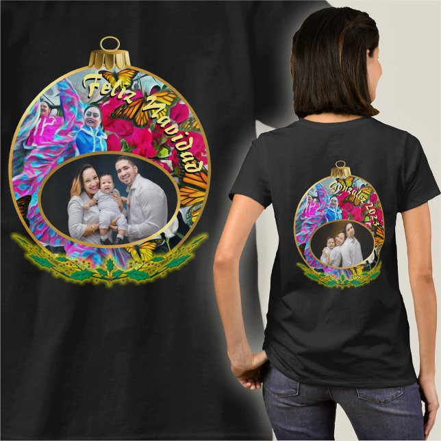 Feliz Navidad Family Dancing Butterflies PV01 T-Shirt (Von Creator hochgeladen)