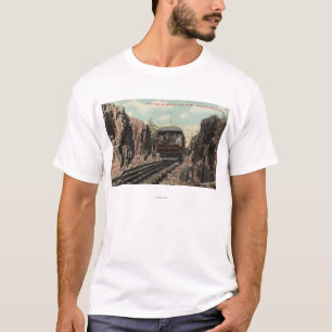 Felsen geschnitten auf Mt. Tom T-Shirt
