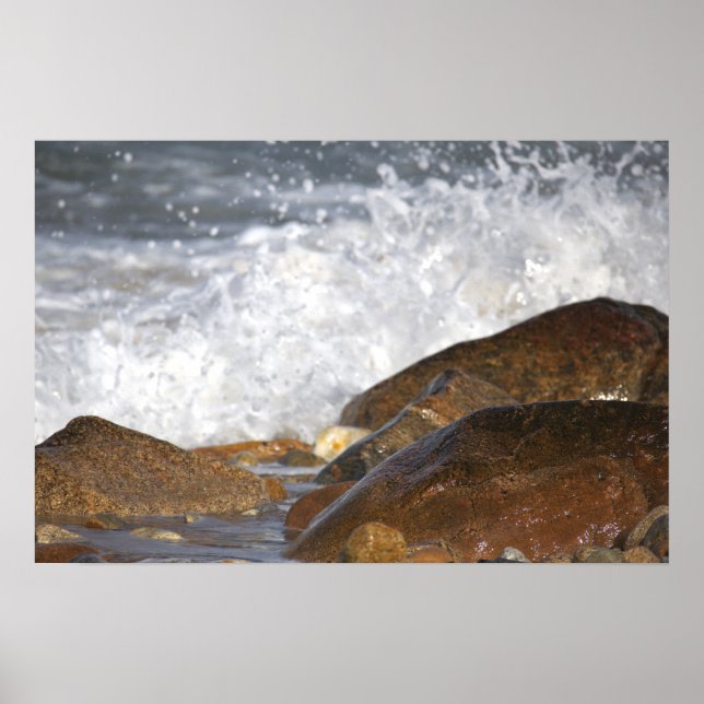 Felsen und Wellen in Rhode Island Poster (Vorne)