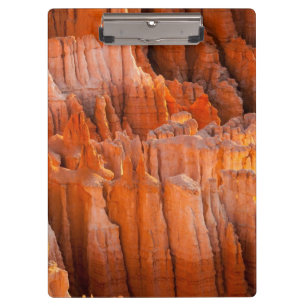 FelsenHoodoos im Morgen-Licht Klemmbrett