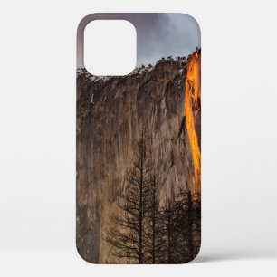 FELSFORMATION MIT LAVA WÄHREND DES TAGES Case-Mate iPhone HÜLLE