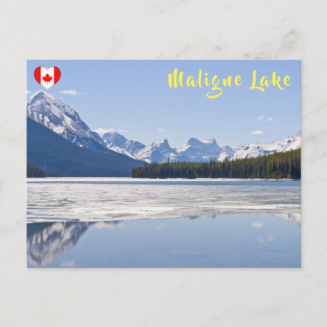 Felsgebirge, die in Maligne Lake reflektieren Postkarte (Vorderseite)