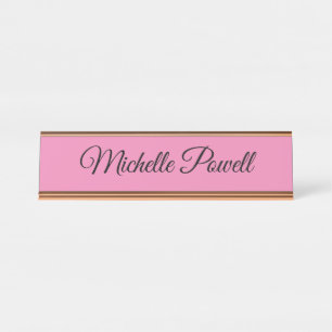 Feminine Pink Trendy Script Modern Plain Schreibtischnamensplakette