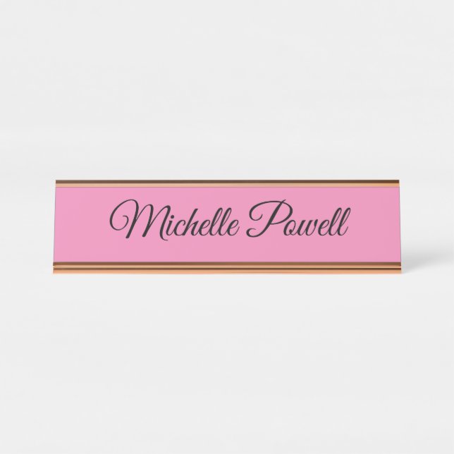 Feminine Pink Trendy Script Modern Plain Schreibtischnamensplakette (Vorderseite )