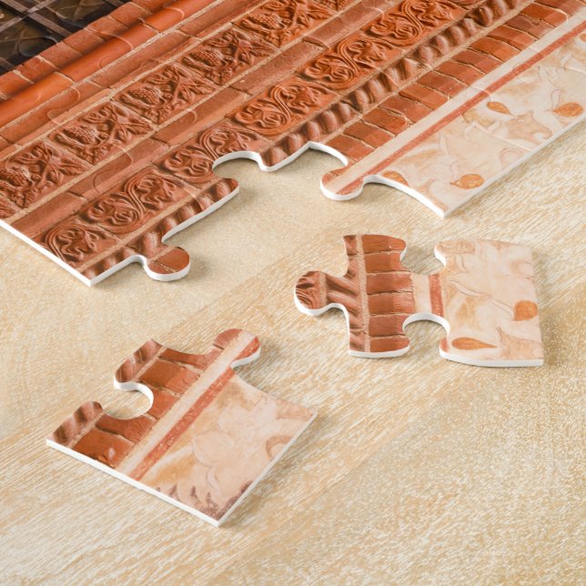 FENSTER DES GOTISCHEN STILS PUZZLE (Seite)