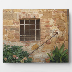 Fenster und alte Steinmauer, Pienza, Italien Fotoplatte