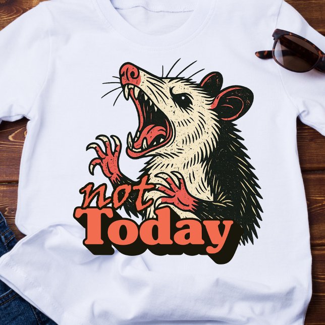 Feral Angry Possum noch nicht Typografie T-Shirt (Make a fierce statement with this feral possum design
)