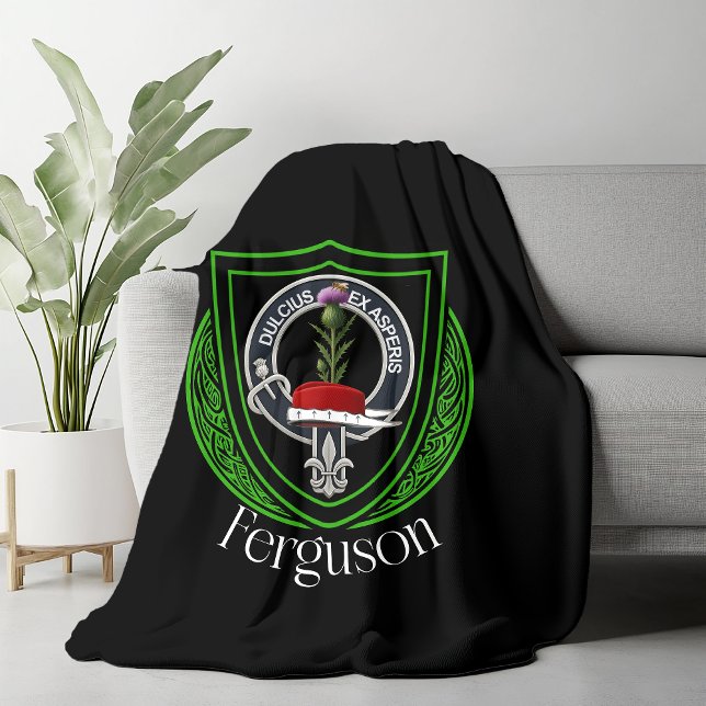 Ferguson Scottish Clan Crest Fleecedecke (Von Creator hochgeladen)