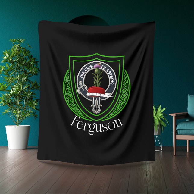 Ferguson Scottish Clan Crest Fleecedecke (Von Creator hochgeladen)