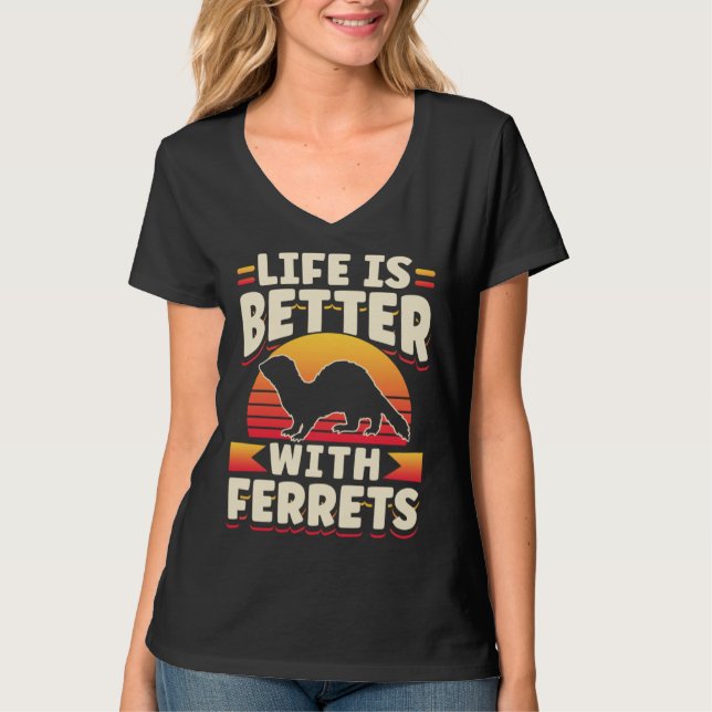 Ferret  With Ferrets T-Shirt (Vorderseite)